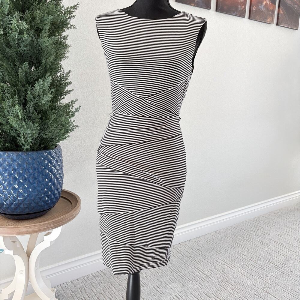 White House Black Market Striped Body-con‎ Dress, Size 6P Petites Sleeveless